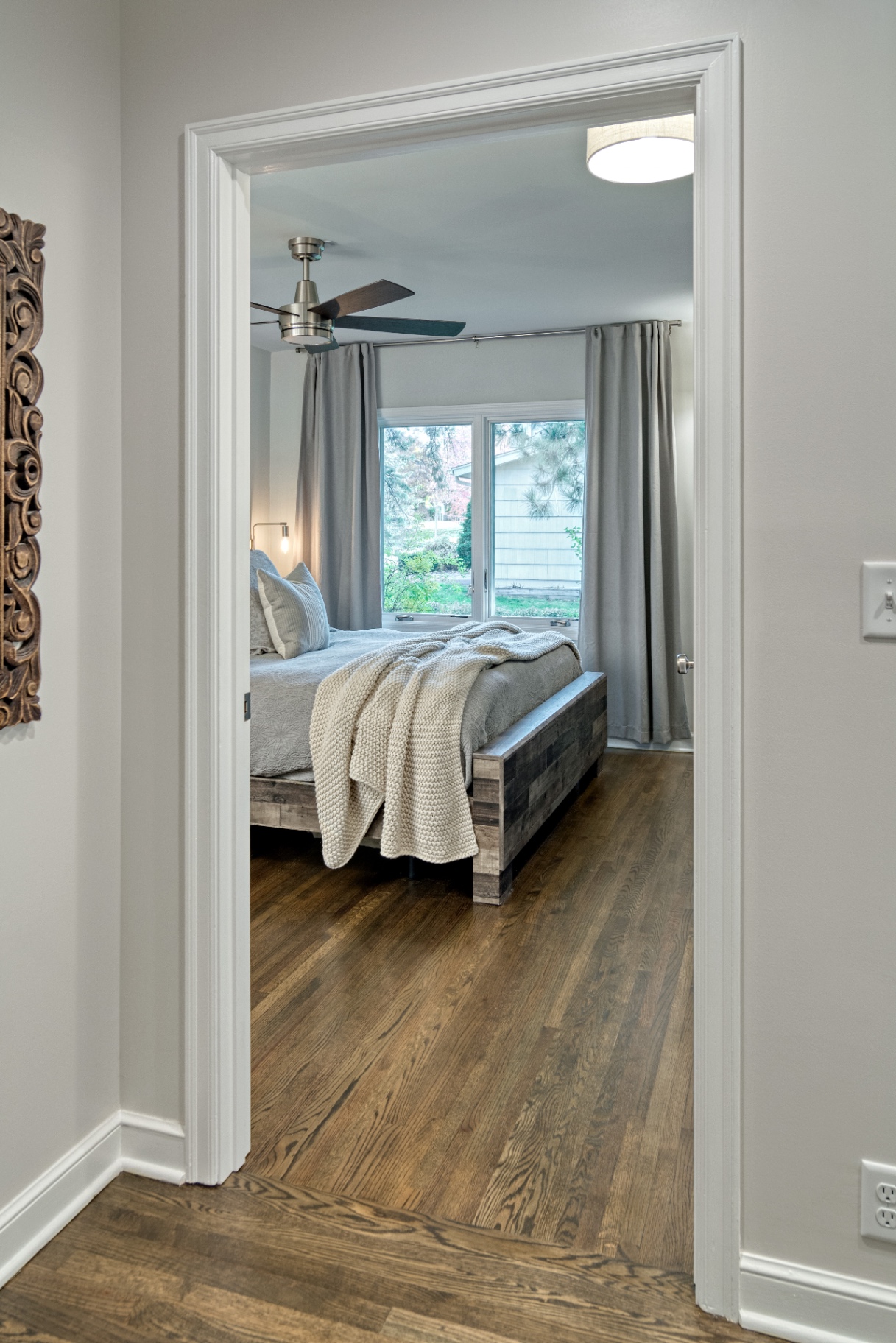 Countryside Park Primary Bedroom Suite